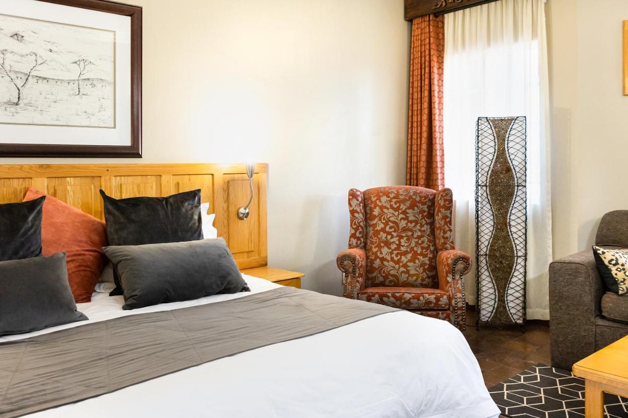 Kathu Gamagara Lodge Екстериор снимка